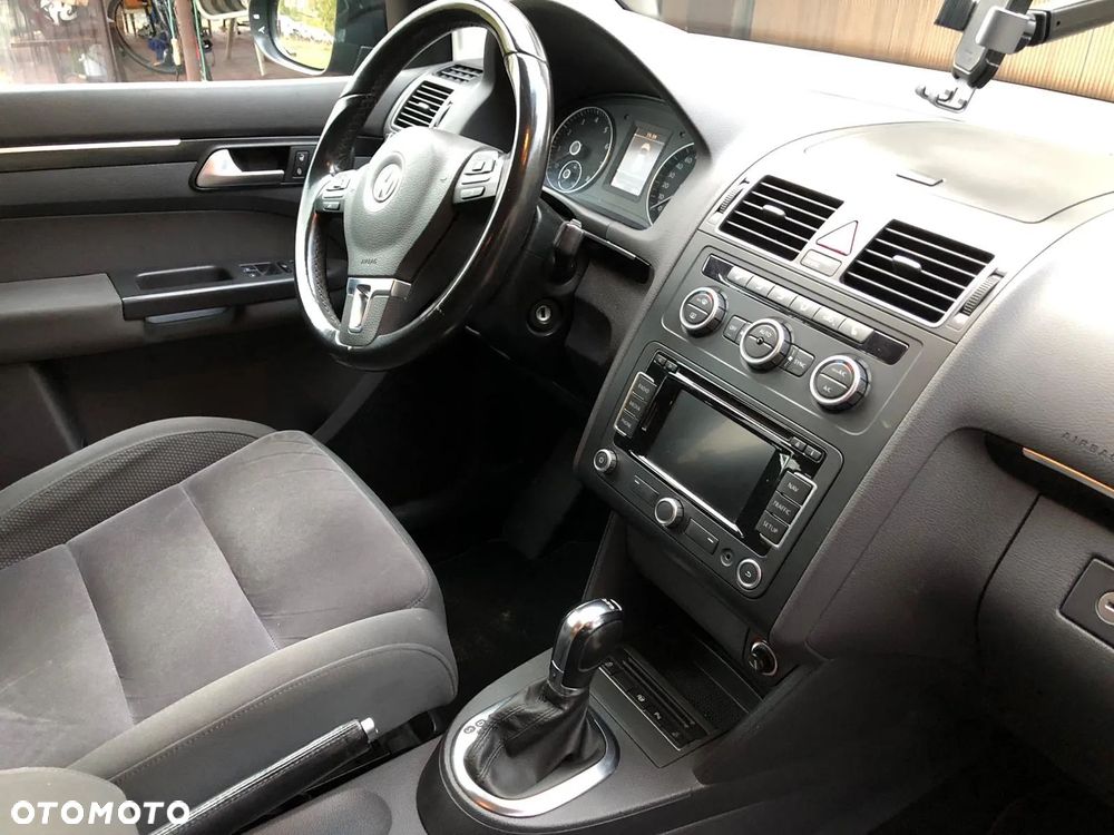 Volkswagen Touran 1.4 TSI Highline DSG - 6