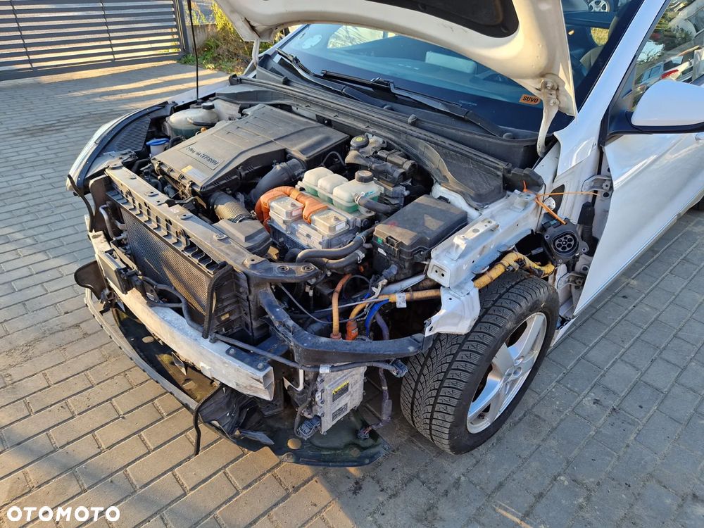Hyundai IONIQ - 5