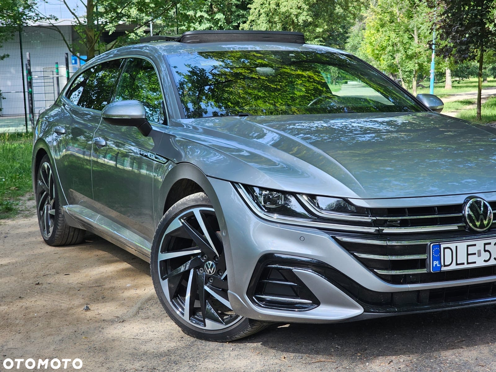 Volkswagen Arteon 2.0 TDI SCR R-Line DSG - 2