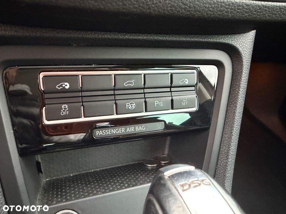 Volkswagen Sharan 2.0 TSI DSG Highline - 29