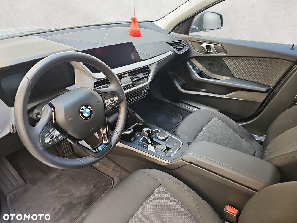 BMW Seria 1 - 12