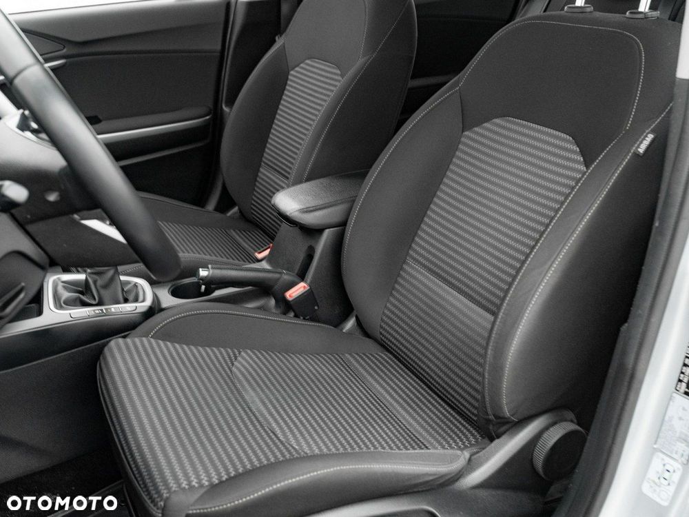 Kia Ceed 1.5 T-GDI M - 12