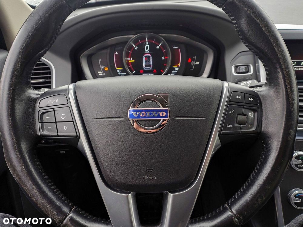 Volvo XC 60 - 19
