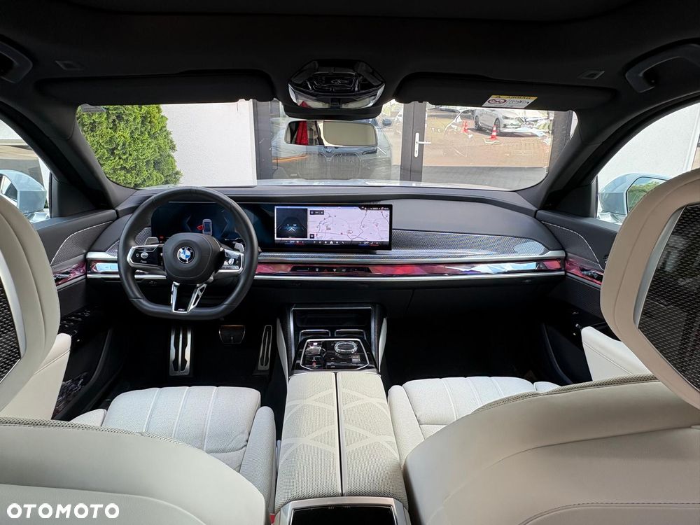 BMW Seria 7 740d xDrive mHEV Individual Edition sport - 8