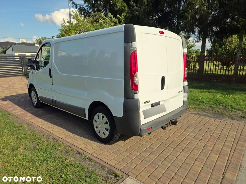 Opel VIVARO - 19