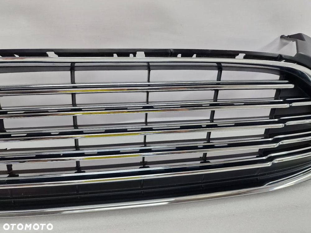 FORD MONDEO MK5 14- ATRAPA / GRILL / KRATKA ŚRODKOWA ZDERZAKA PRZEDNIEGO PRZÓD , NR DS73-8150-J , NR AUKCJI KR87 - 5