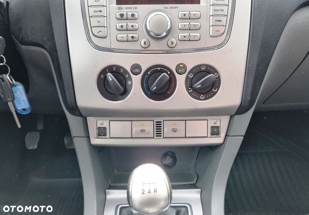 Ford Focus - 15