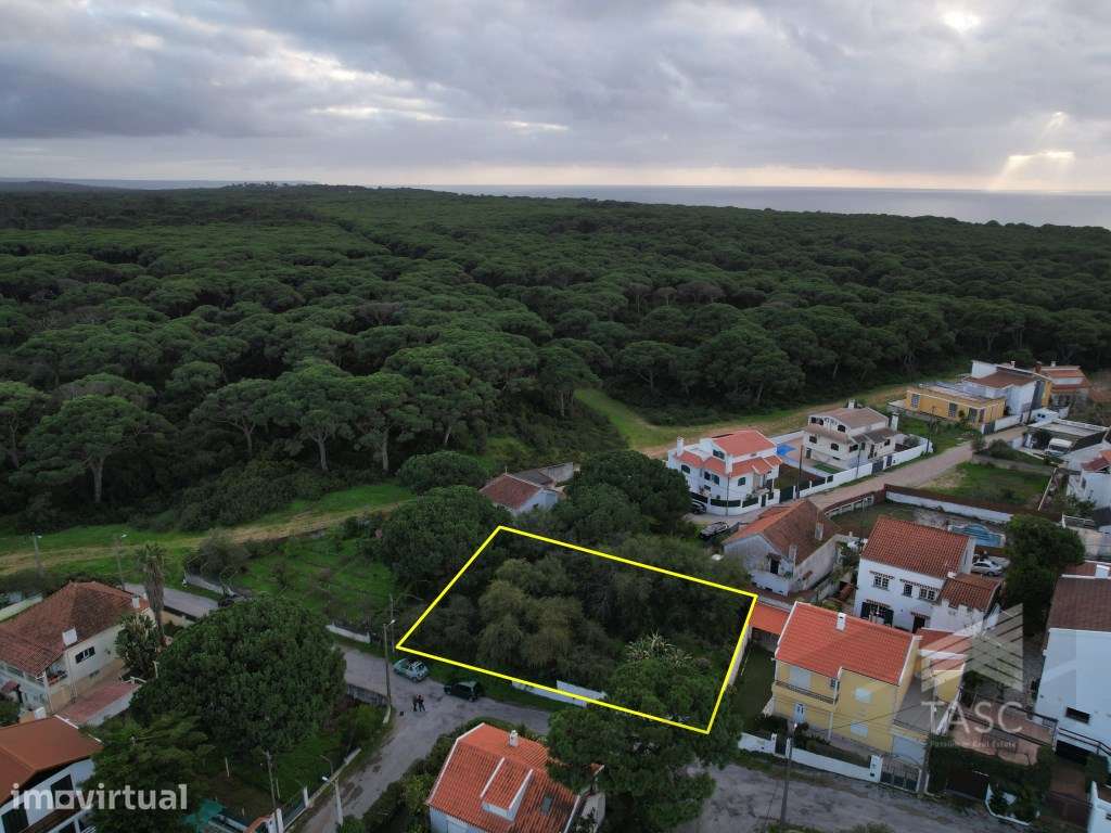 Lote com Projeto aprovado na Caparica - Grande imagem: 4/13