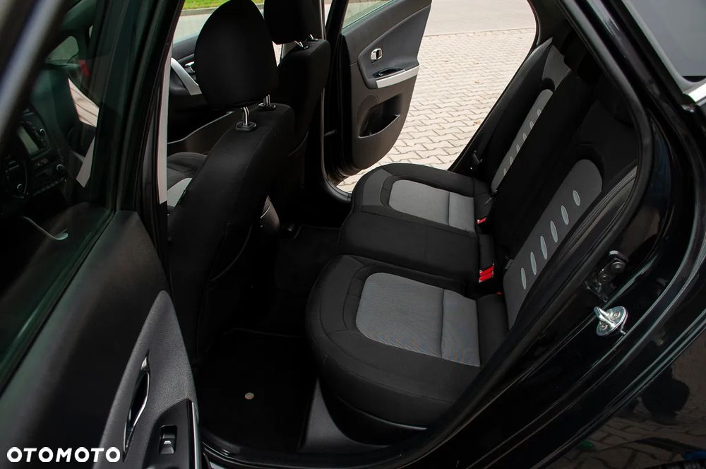 Kia Ceed 1.4 CVVT ISG Dream Team Edition - 27
