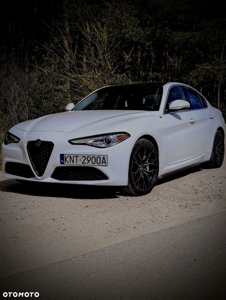 Alfa Romeo Giulia 2.0 Turbo TI Q4 - 4