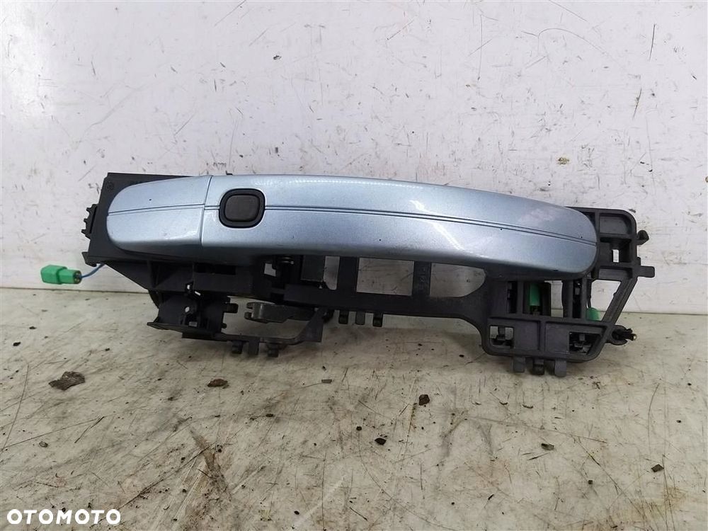 Klamka zewnętrzna przód prawa Ford Focus Mk2 2004-2011 NIEBIESKA KEYLESS - 1