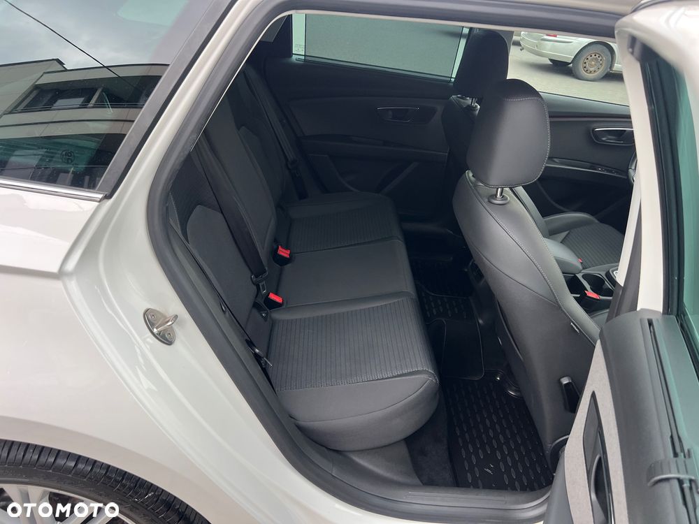 Seat Leon 2.0 TDI DPF DSG Xcellence - 11