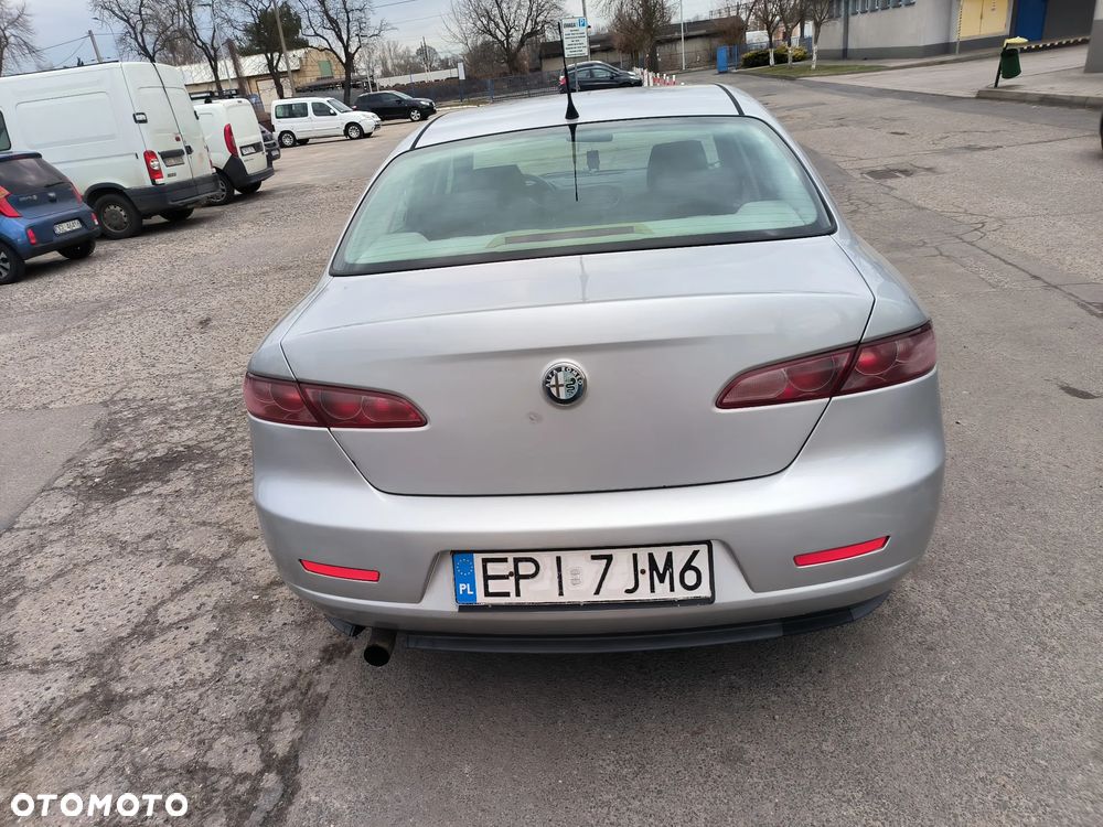 Alfa Romeo 159 1.9JTDM Distinctive - 5