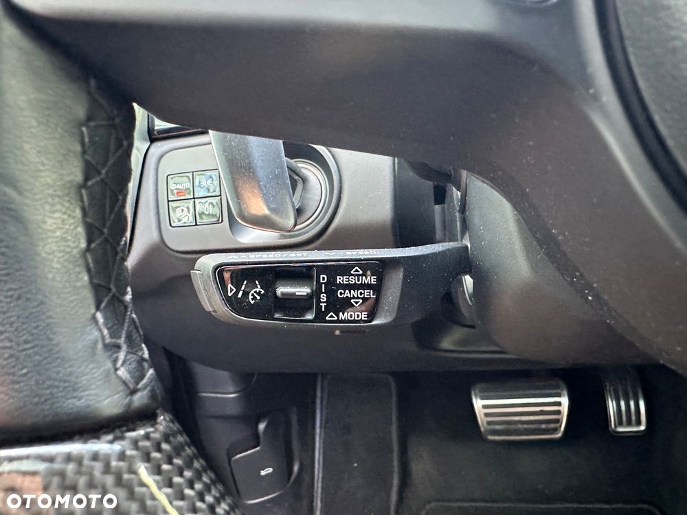 Porsche Cayenne Turbo Tiptronic S - 25