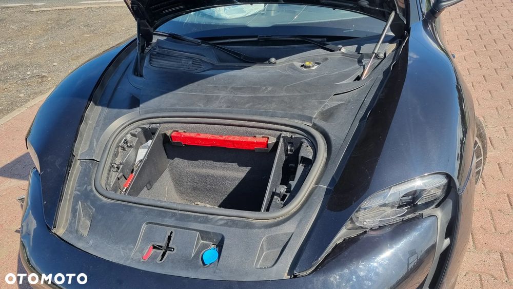 Porsche Taycan Performance Plus - 20
