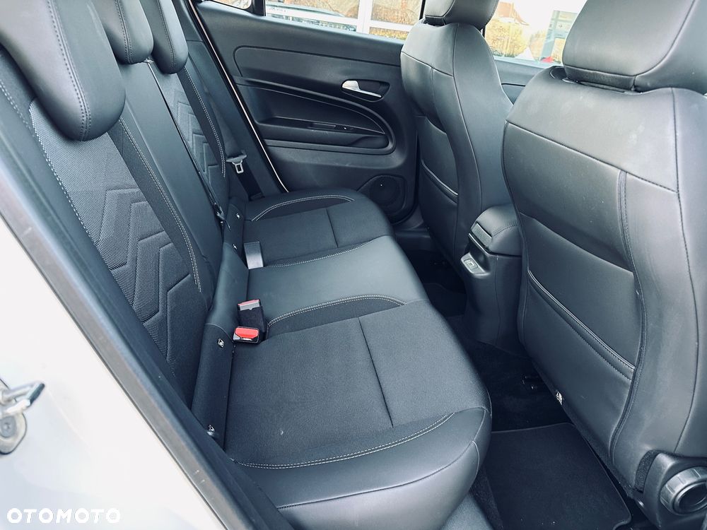 Jeep Avenger 1.2 GSE T3 Turbo-Benzin GDI Altitude - 20