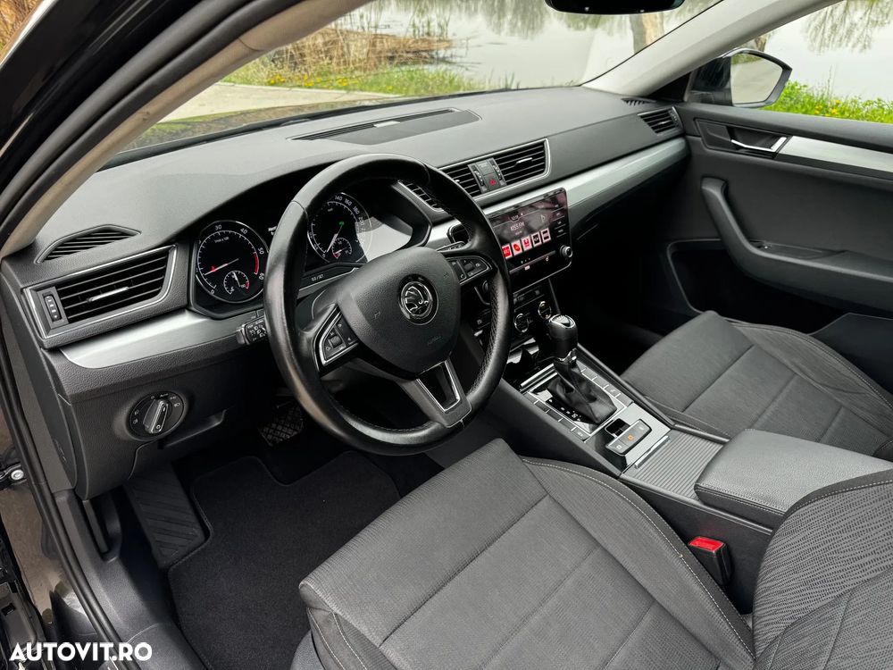 Skoda Superb 2.0 TDI DSG Active - 7