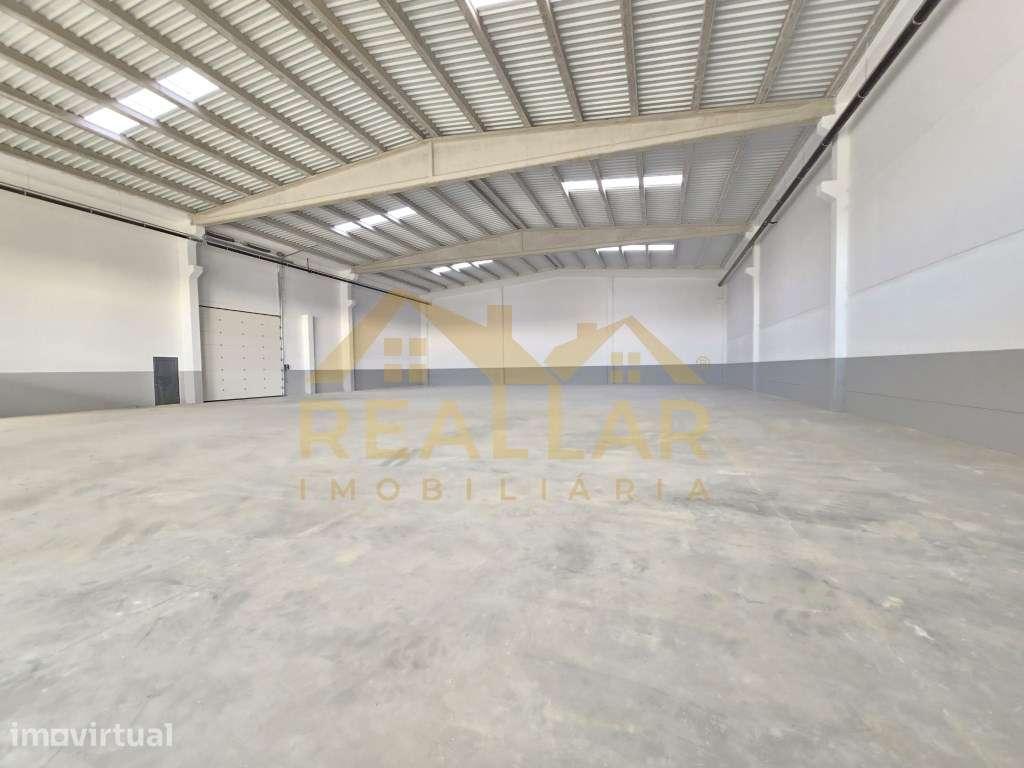 Armazém Novo para Arrendamento em Amorim - Póvoa de Varzim - Grande imagem: 2/18