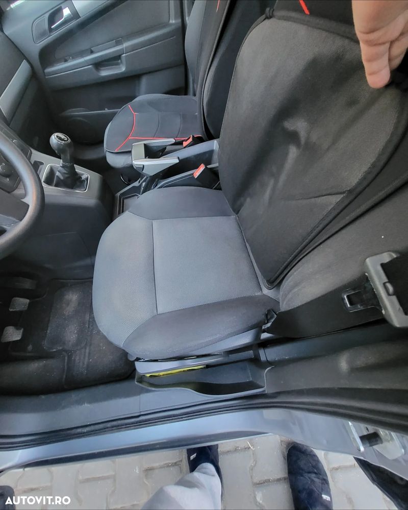 Opel Zafira 1.9 CDTI - 15