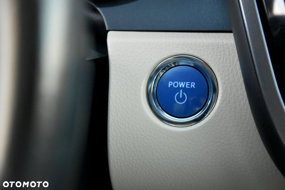 Toyota Camry 2.5 Hybrid Executive CVT - 26