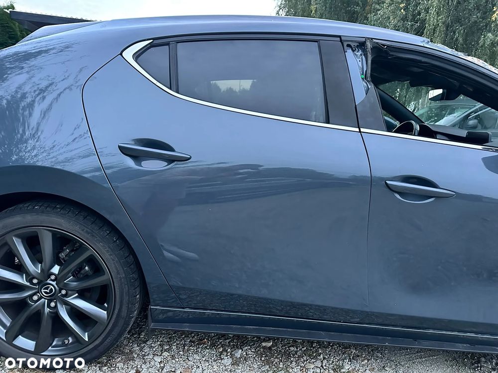 Mazda 3 - 8