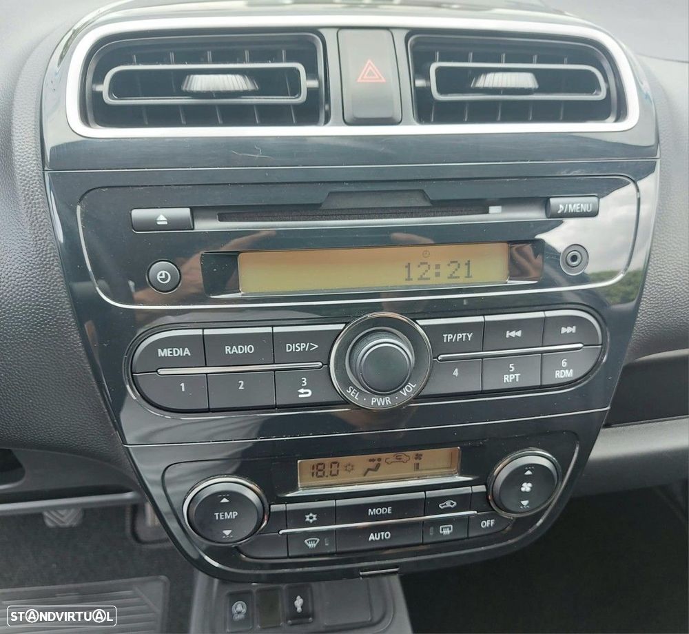 Mitsubishi Space Star 1.2 Intense - 29