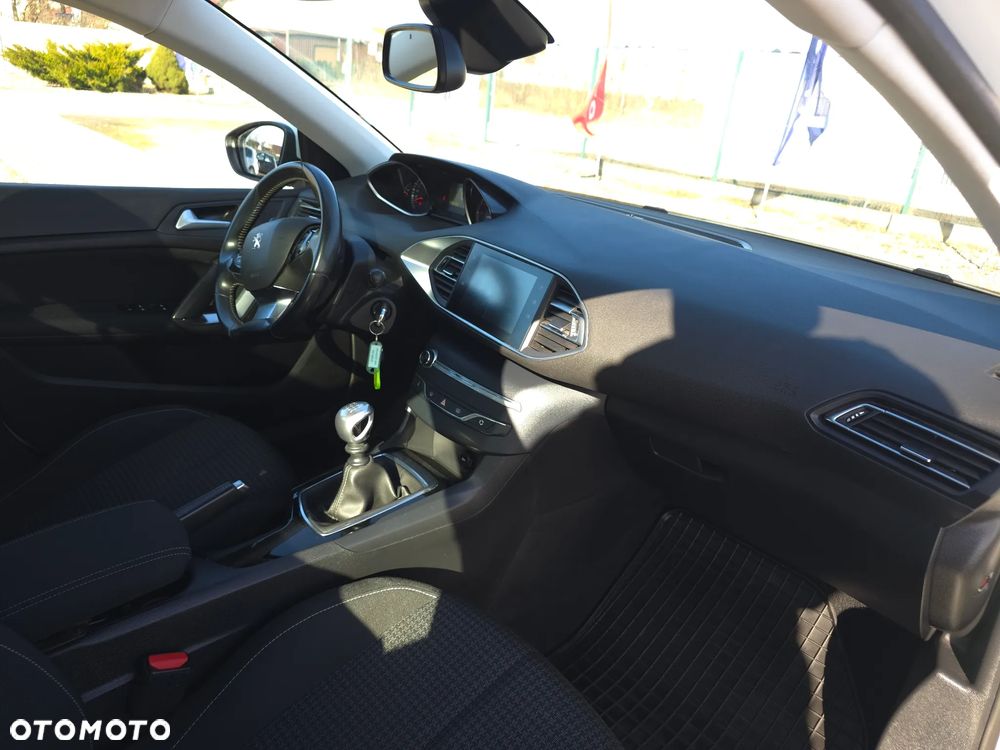 Peugeot 308 1.5 BlueHDi Business Line S&S - 14