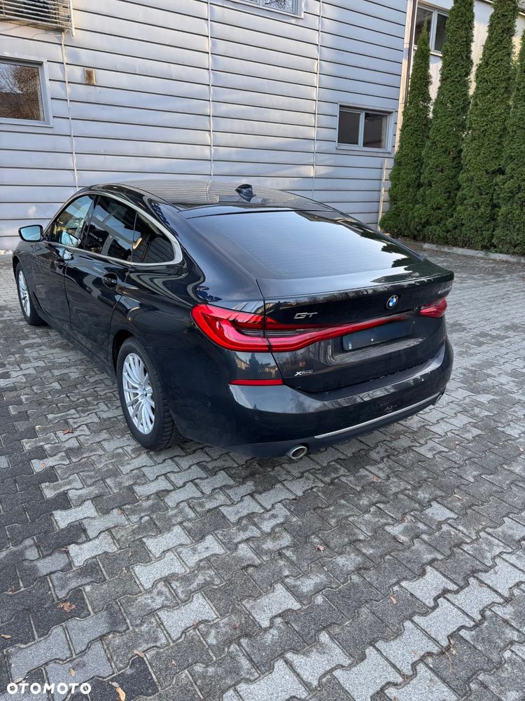 BMW 6GT - 6