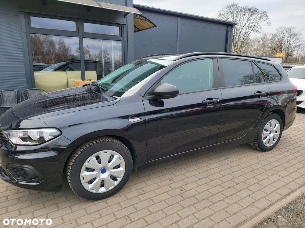 Fiat Tipo 1.4 16v Lounge EU6d - 22