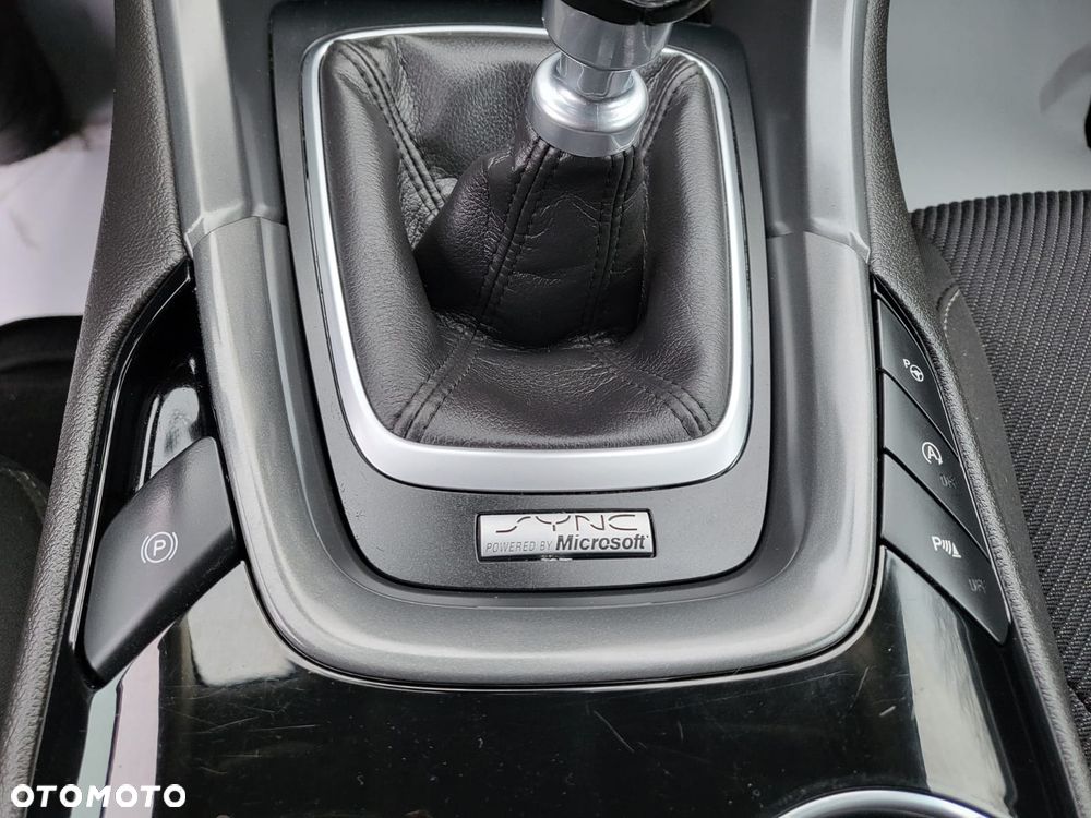 Ford Mondeo 1.5 EcoBoost Trend - 16