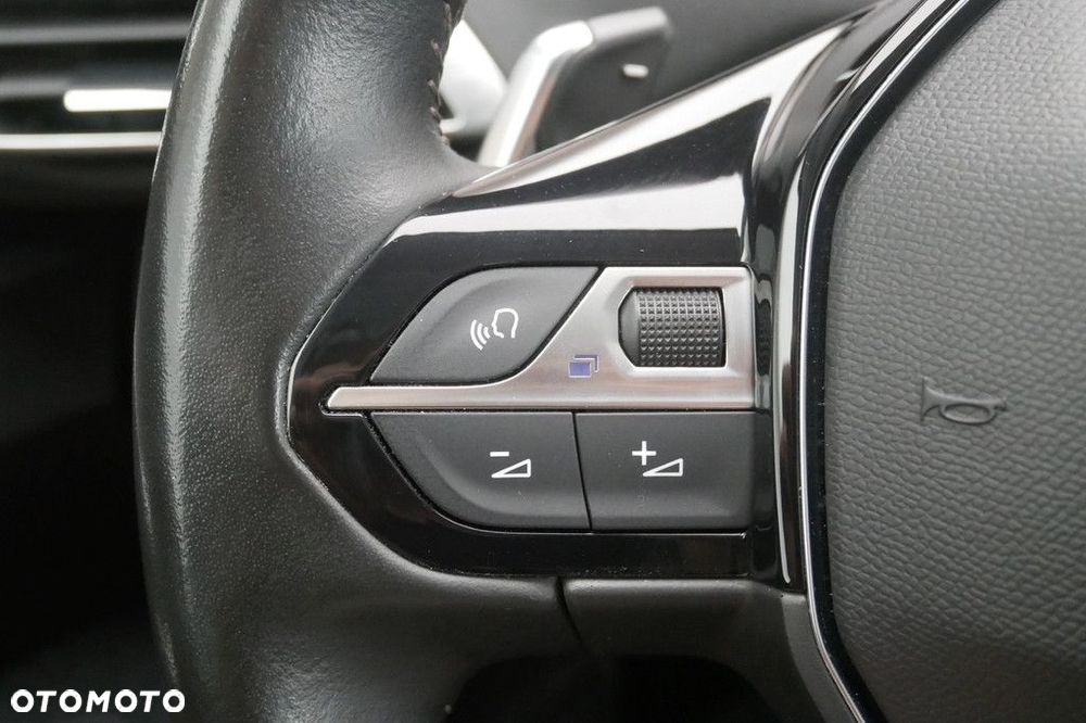 Peugeot 3008 - 21