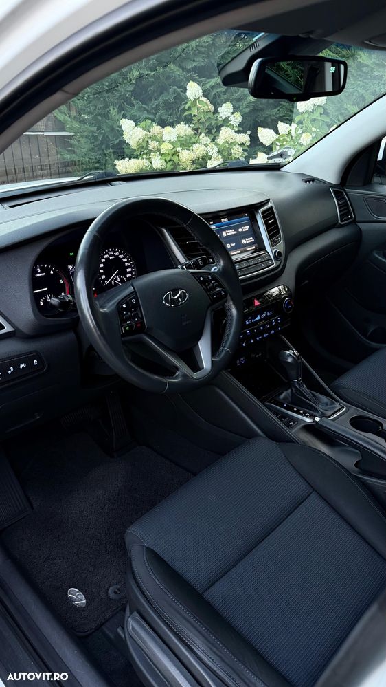 Hyundai Tucson - 8