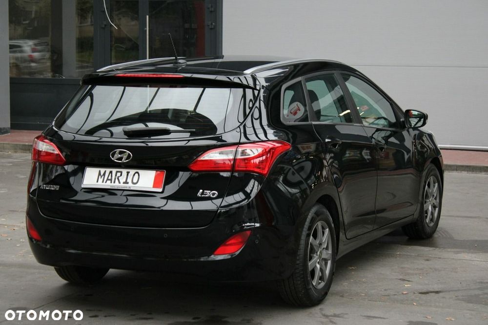 Hyundai i30 blue Kombi 1.4 Classic Navigation - 20