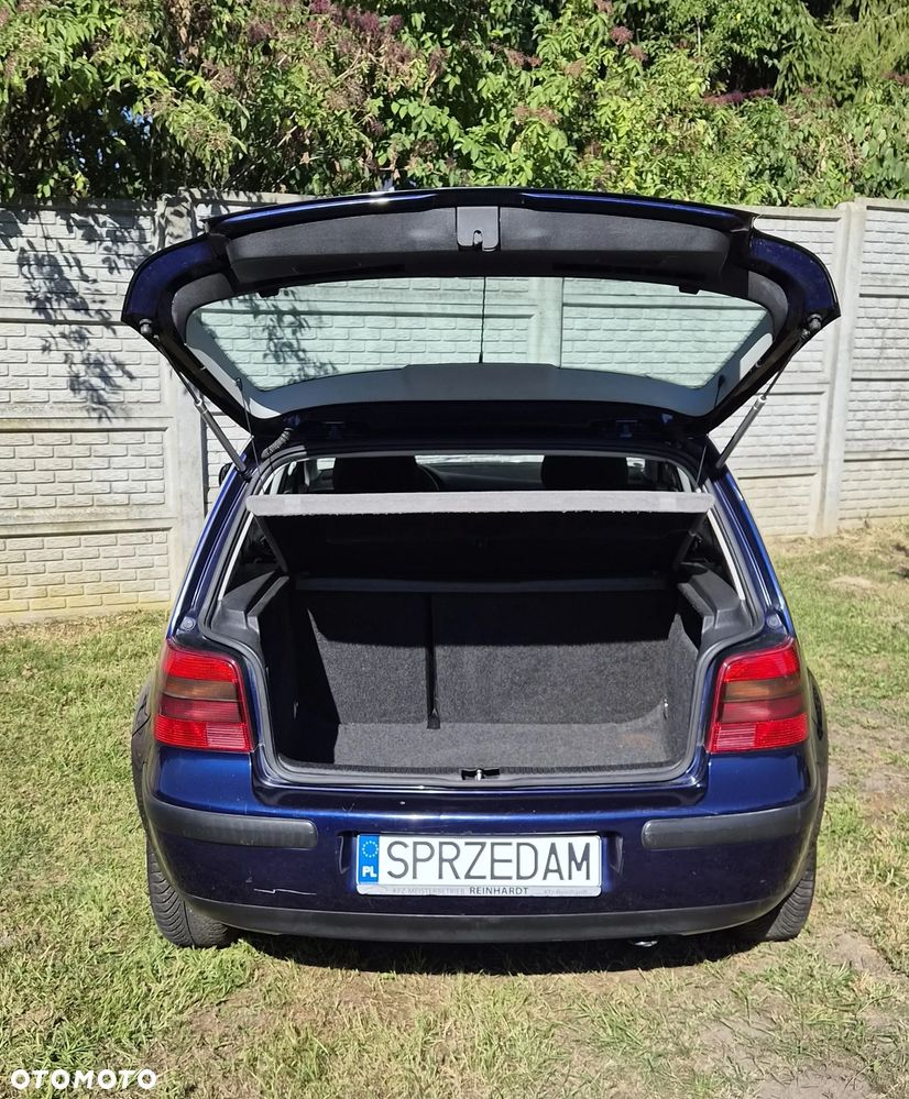 Volkswagen Golf - 12