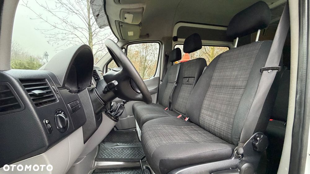 Mercedes-Benz Sprinter - 20