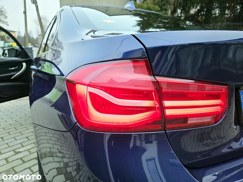 BMW Seria 3 318d Edition Luxury Line Purity - 7