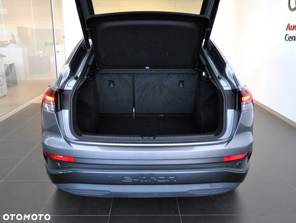 Audi Q4 Sportback e-tron - 11