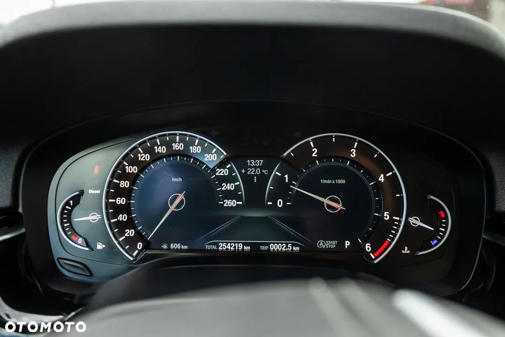 BMW Seria 5 520d Luxury Line - 26