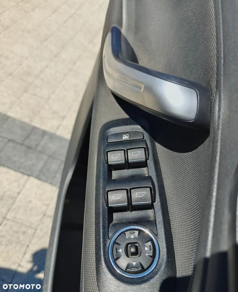 Ford S-Max 2.0 TDCi Trend - 9