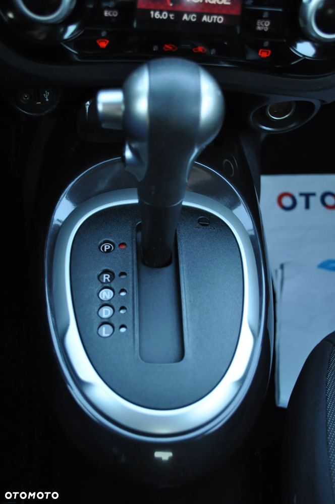 Nissan Juke 1.6 Tekna CVT - 29