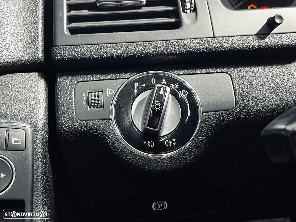 Mercedes-Benz C 350 CDi Avantgarde Aut. - 29