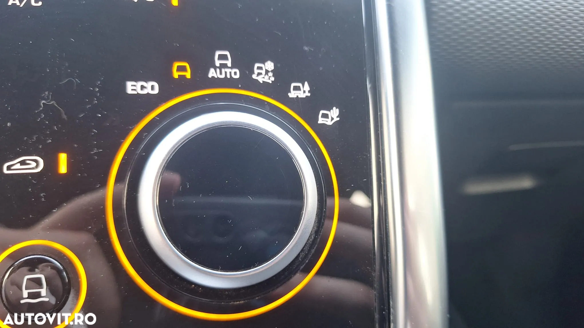 Land Rover Discovery Sport 2.0 P200 R-Dynamic MHEV - 20