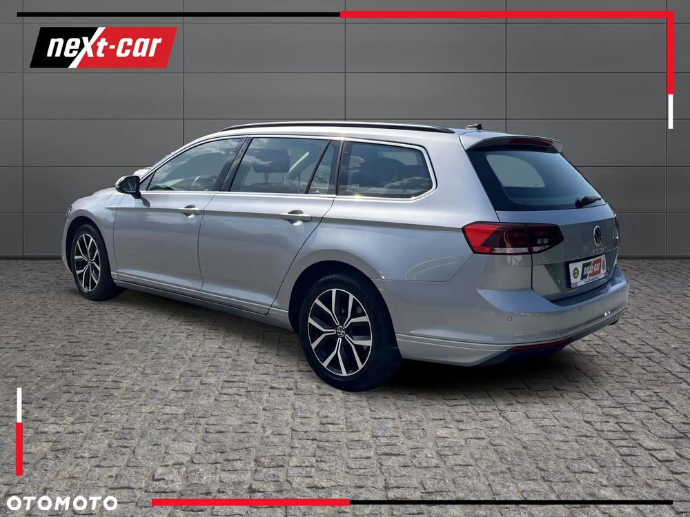 Volkswagen Passat 1.5 TSI EVO Business DSG - 4