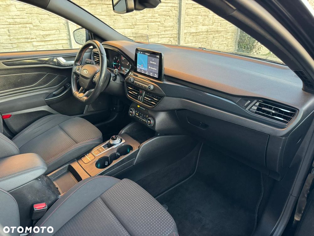 Ford Focus 1.5 EcoBlue Start-Stopp-System ST-LINE - 5