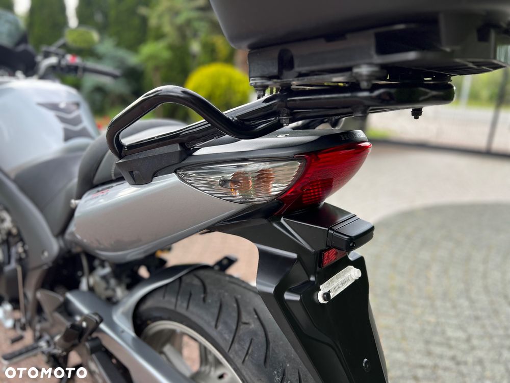 Honda CBF - 18