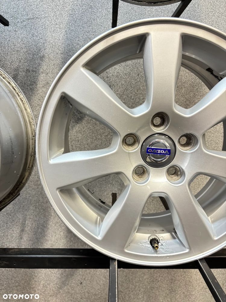 4 Felgi Alu. Volvo V70, V60, S60, V40, V50, 16" 31381194 Silver - 25