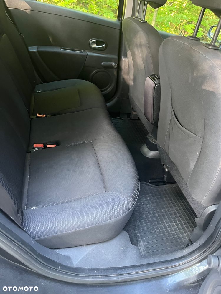 Renault Clio - 6