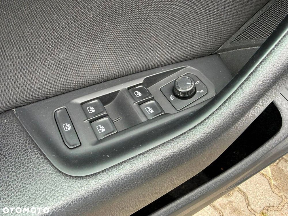 Volkswagen Passat 1.5 TSI EVO Comfortline DSG - 32