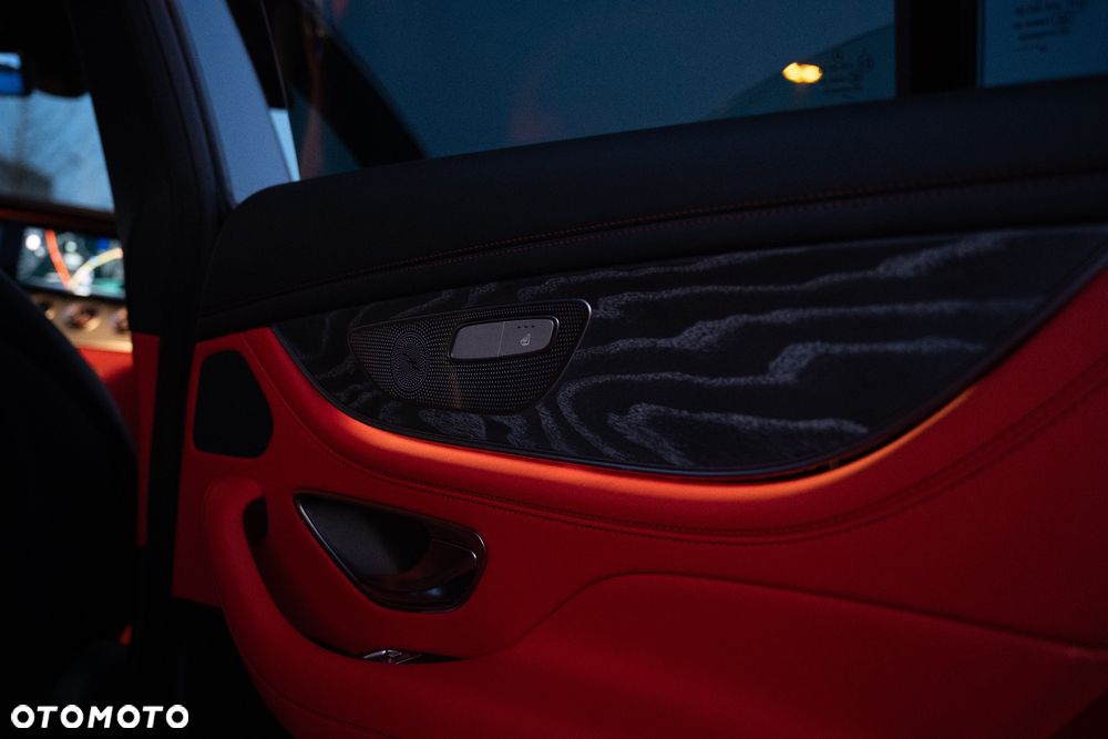 Mercedes-Benz AMG GT 63 S 4Matic+ Speedshift MCT 9G - 17