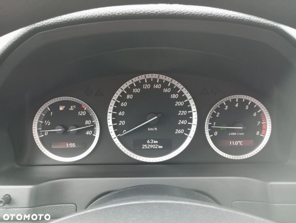 Mercedes-Benz Klasa C 180 Kompressor Classic - 23